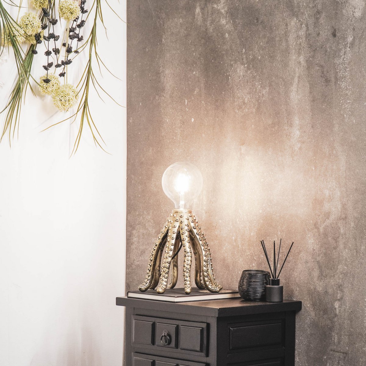 Housevitamin Octopus Table Lamp - Gold - 25x25cm