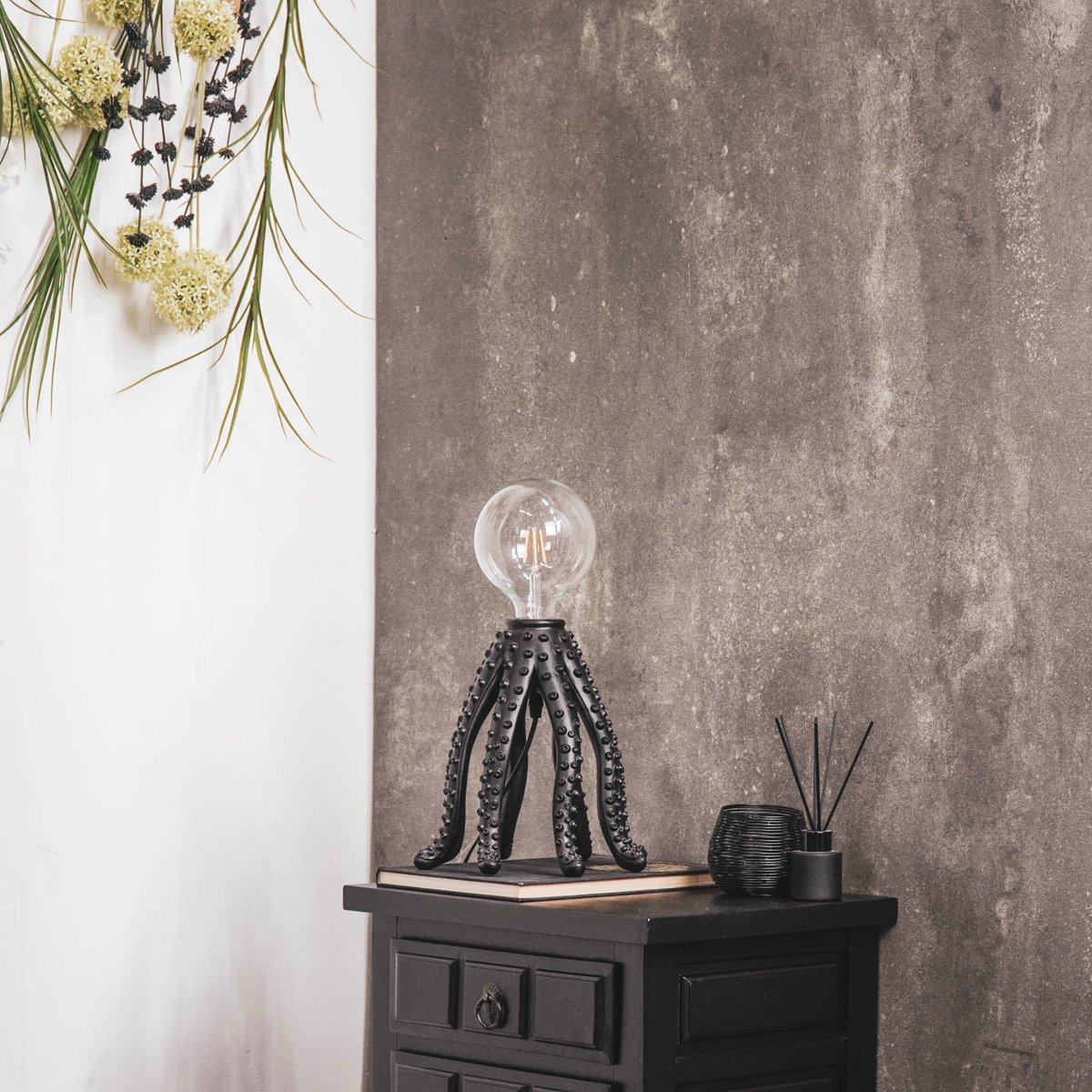 Housevitamin Octopus Table Lamp - Black-25x25cm