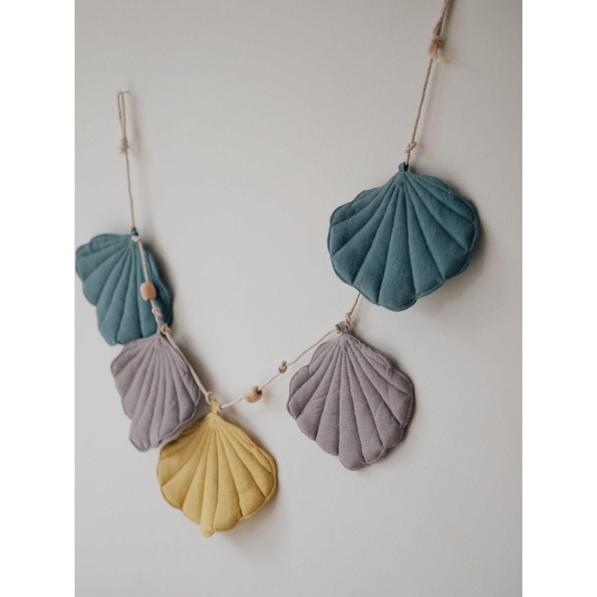 "Eye of the Sea" Linnen Garland met Schelpen