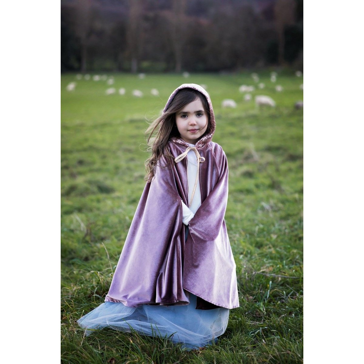 Magische cape ‘Cosmic Pearl Riding Hood’