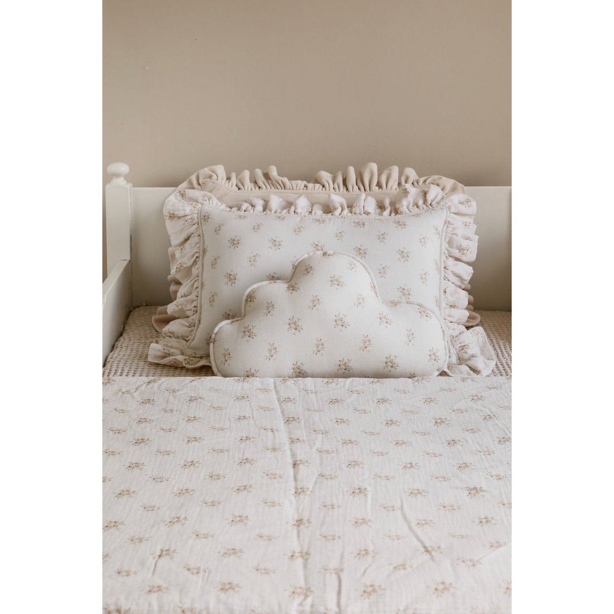 Mousseline wolkenkussen "Boho Flowers"