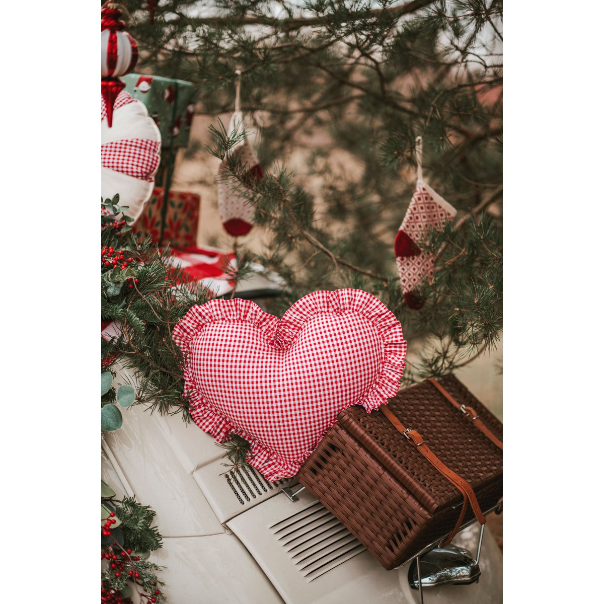 Hartkussen "Rood geruit" Vakantie rood cadeau in hartvorm, romantisch kamerdecor, stijlvol beddengoed, cadeau voor haar, rustiek kerstdecor
