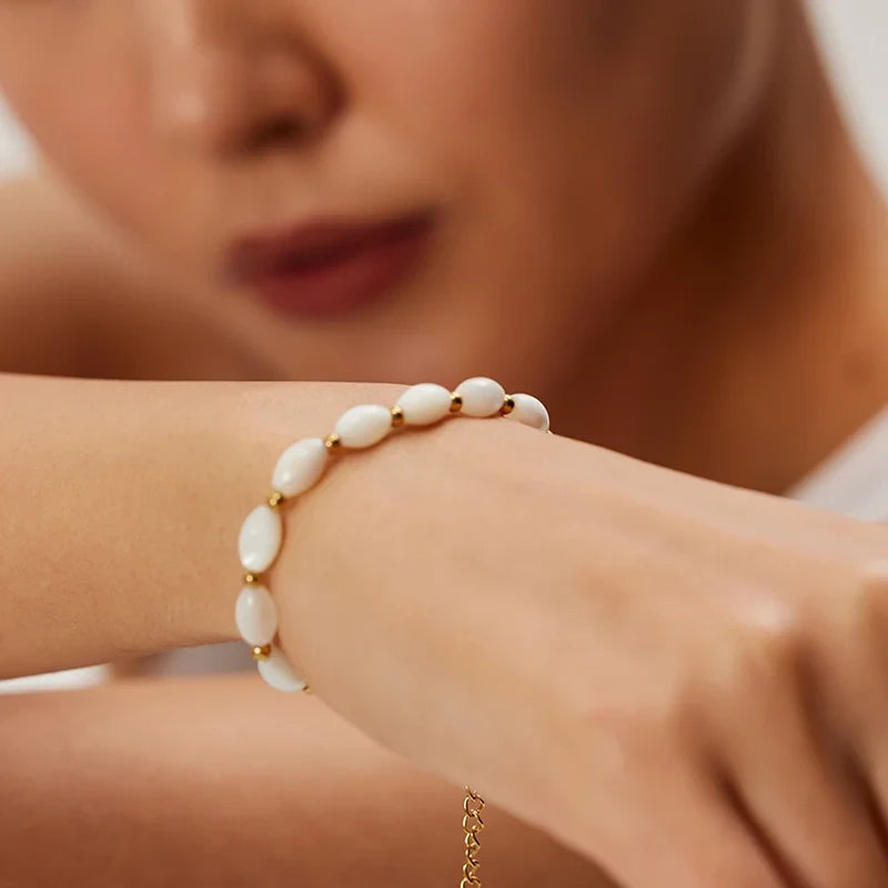 LOUIZ Armband met schelpen parels