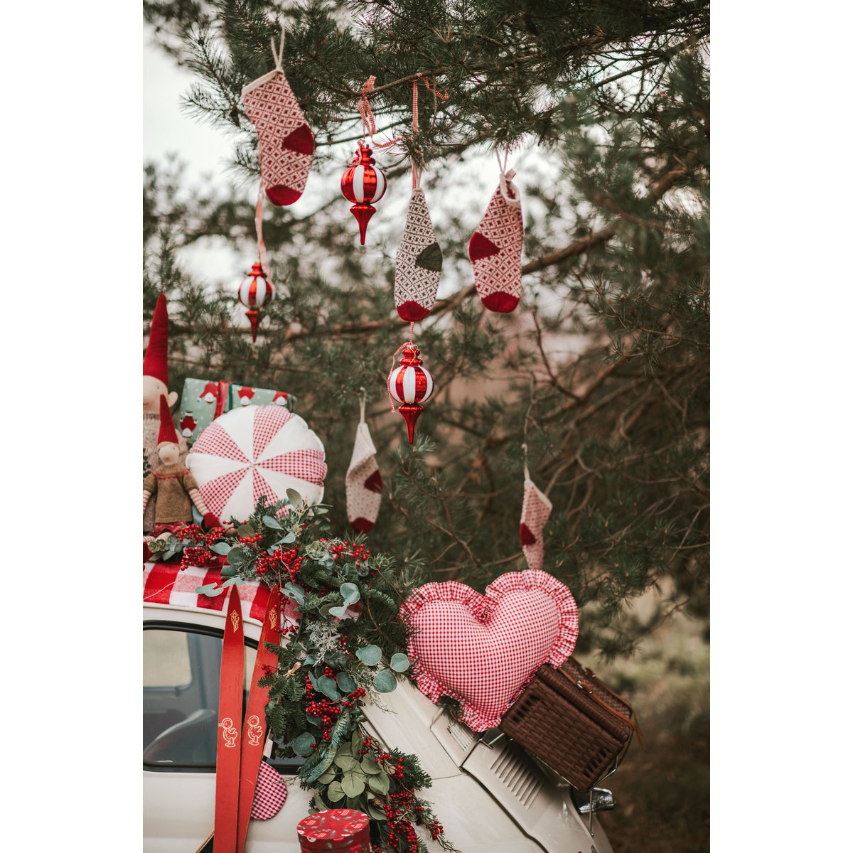 Hartkussen "Rood geruit" Vakantie rood cadeau in hartvorm, romantisch kamerdecor, stijlvol beddengoed, cadeau voor haar, rustiek kerstdecor