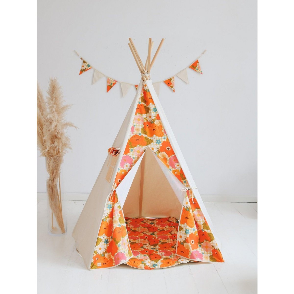 Tipi- en mattenset “Picknick met de bloemen”.