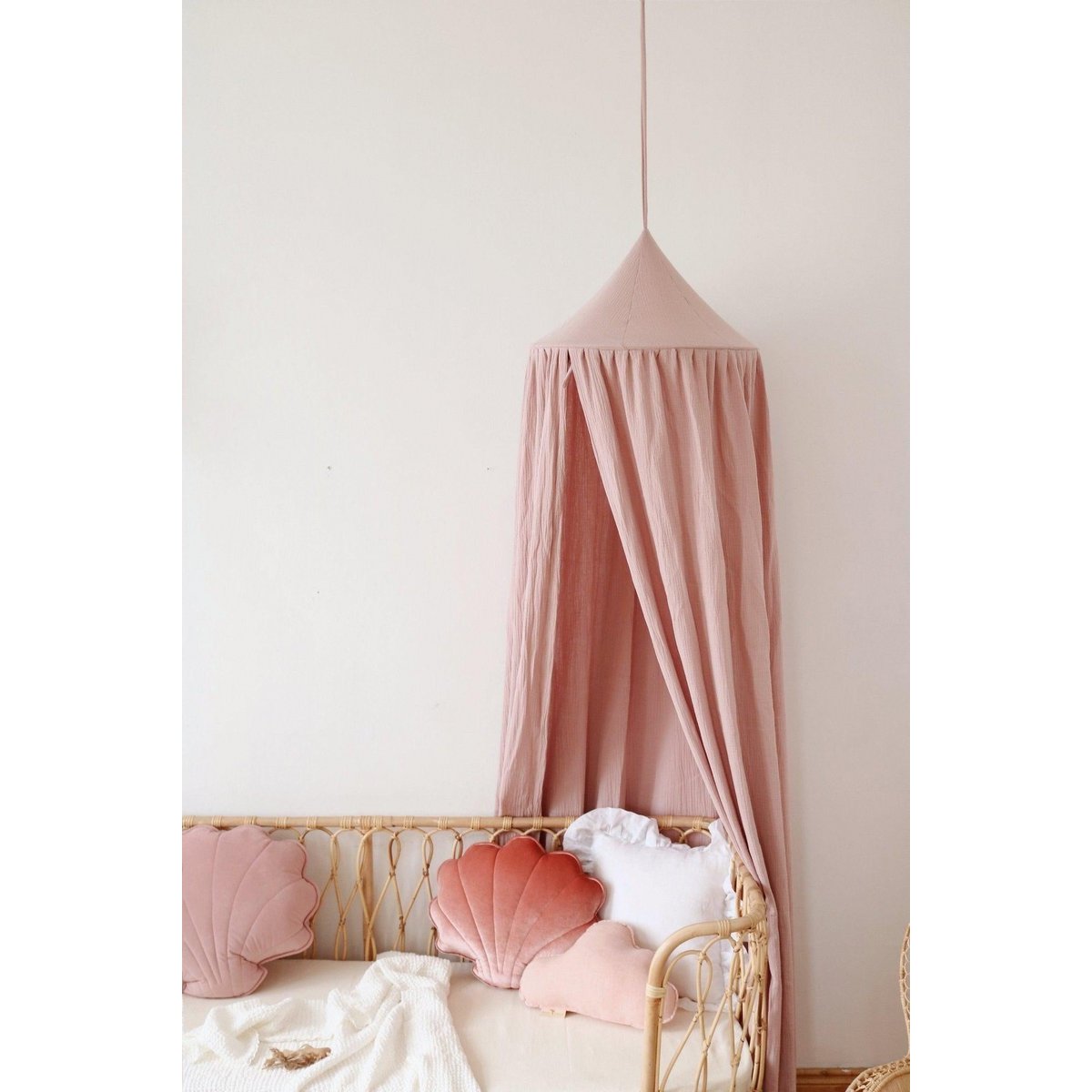 Fluwelen schelpkussen 'Marsala Pearl'