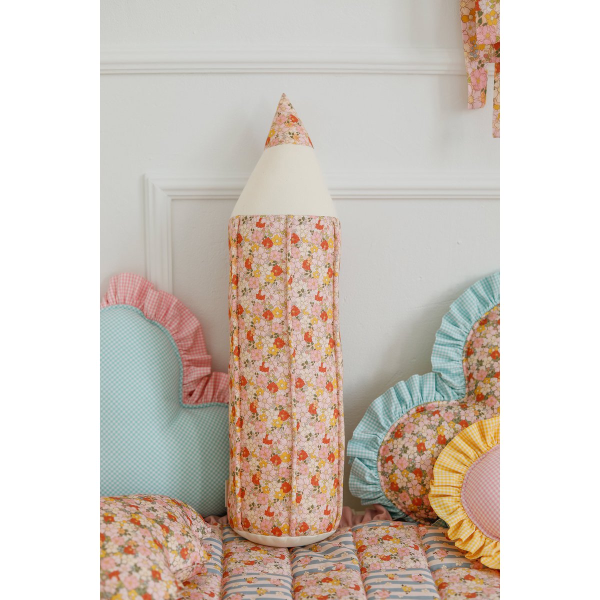 Dubbelzijdig hartkussen met franje "Summer Garden" Valentijnscadeau voor haar, Pasen en Spring Decor, Baby Shower Cadeau voor meisje, mama cadeau