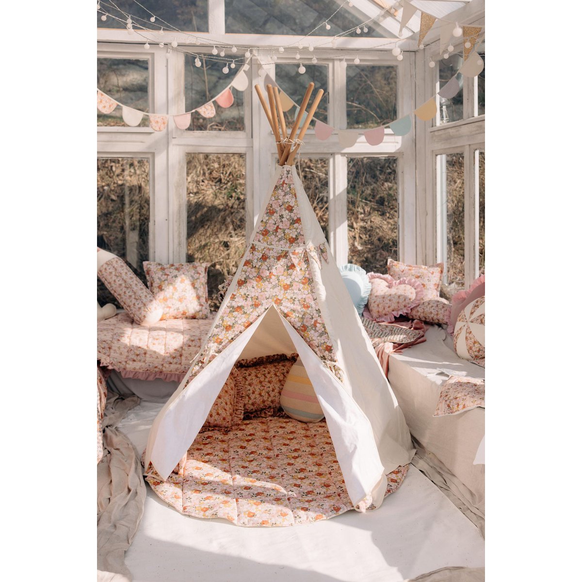 Dubbelzijdig hartkussen met franje "Summer Garden" Valentijnscadeau voor haar, Pasen en Spring Decor, Baby Shower Cadeau voor meisje, mama cadeau
