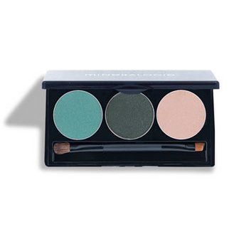 Trio Pressed Eye Shadow - Bella