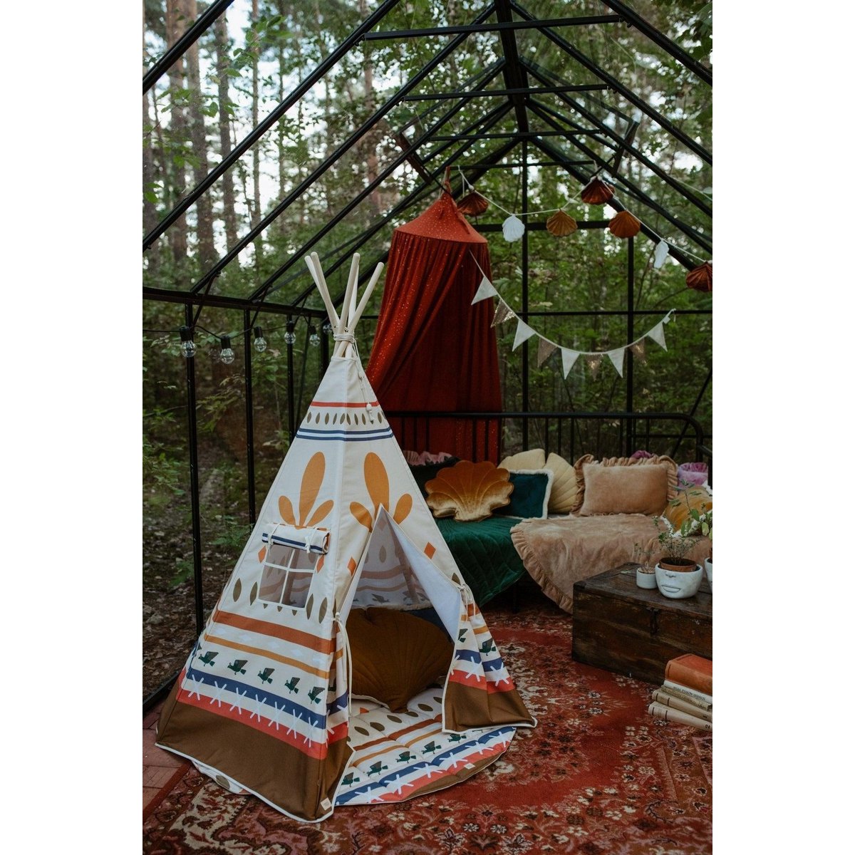Tipi-tent met inheemse sfeer