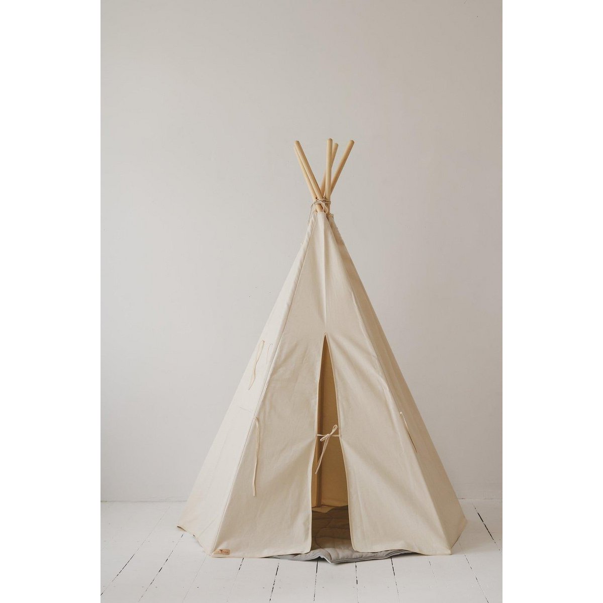 "Beige" Tipi en mattenset