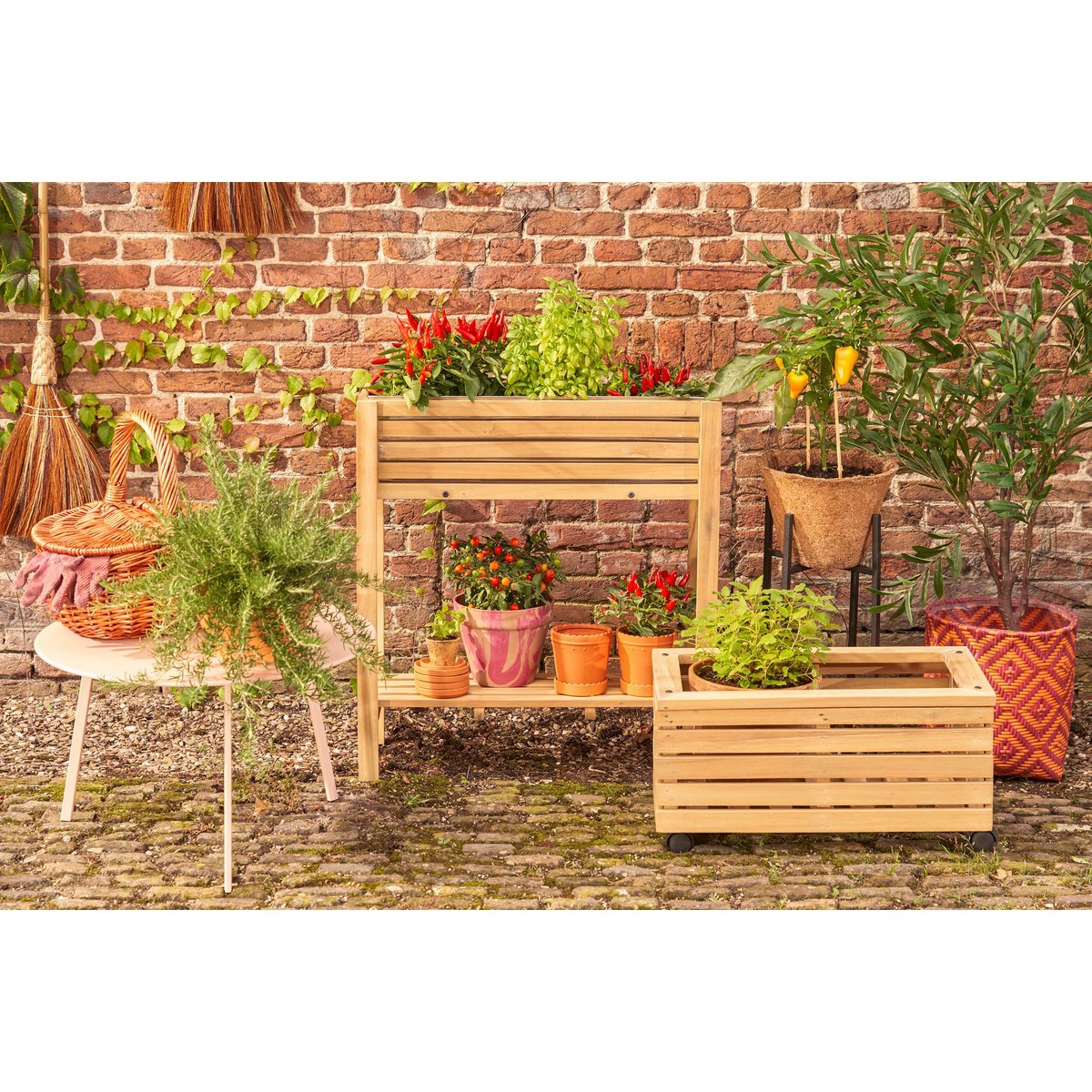 Glenwood Planter Rectangle for Outdoor - L70 x W30 x H75 cm - Acacia wood - Brown
