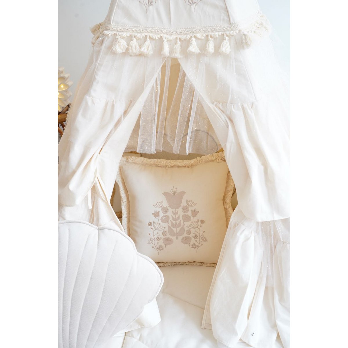 Kussen ‘Boho’ met borduursel