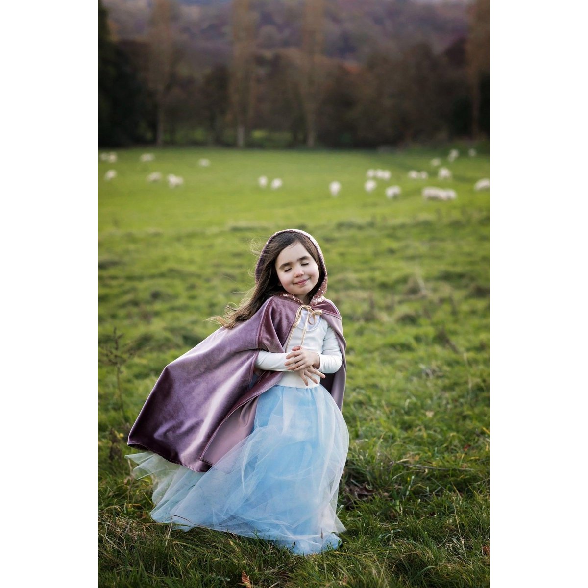 Magische cape ‘Cosmic Pearl Riding Hood’