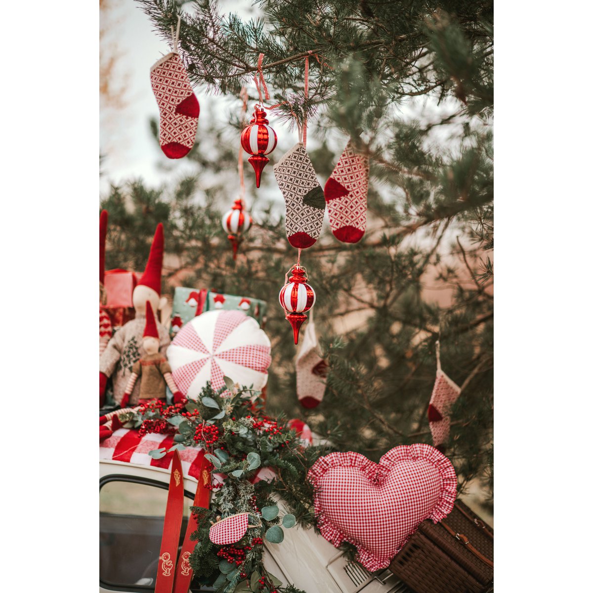 Hartkussen "Rood geruit" Vakantie rood cadeau in hartvorm, romantisch kamerdecor, stijlvol beddengoed, cadeau voor haar, rustiek kerstdecor