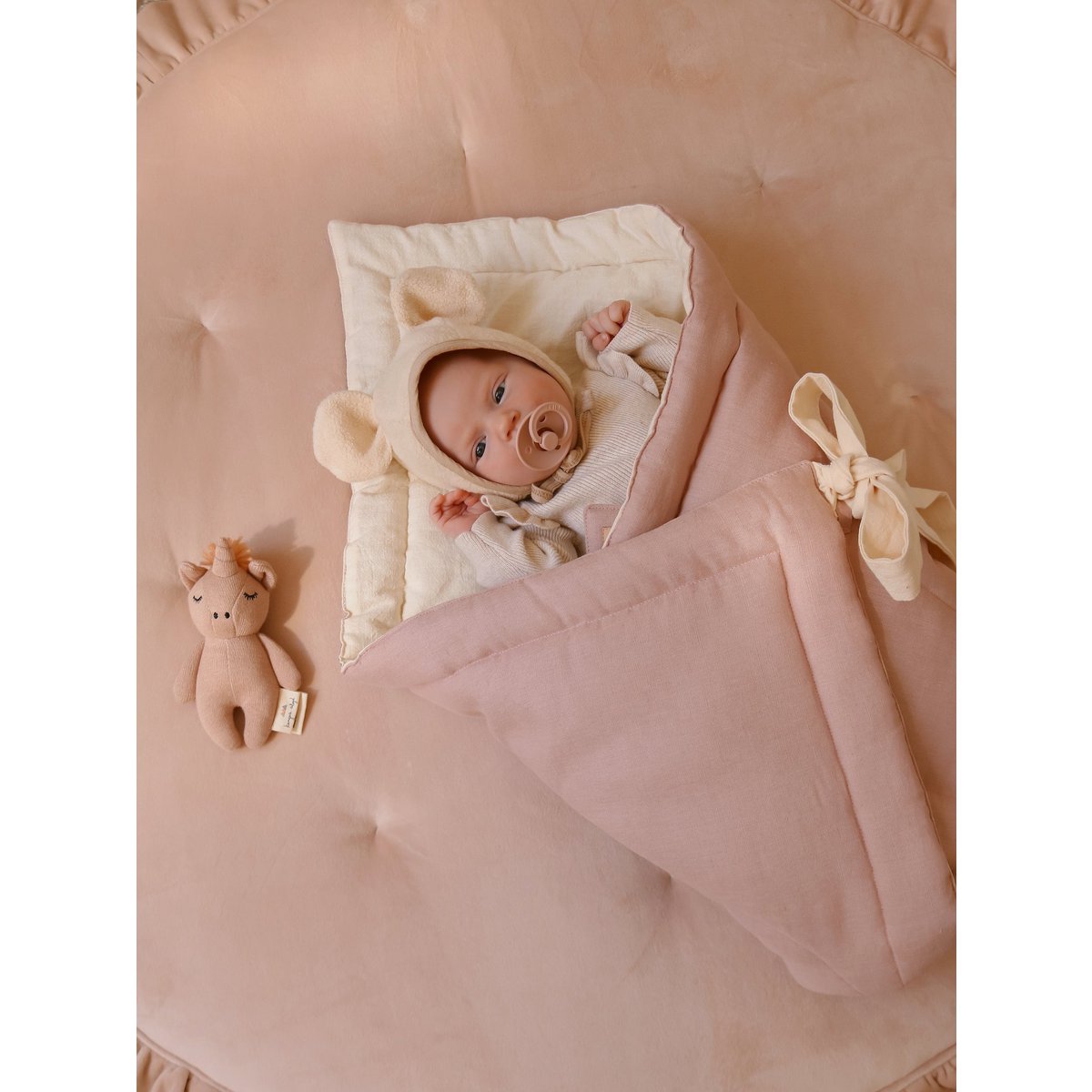 Linnenbloei babyhoorn "Poederroze"