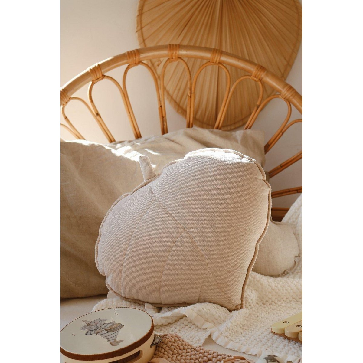 'Crème' fluwelen bladkussen