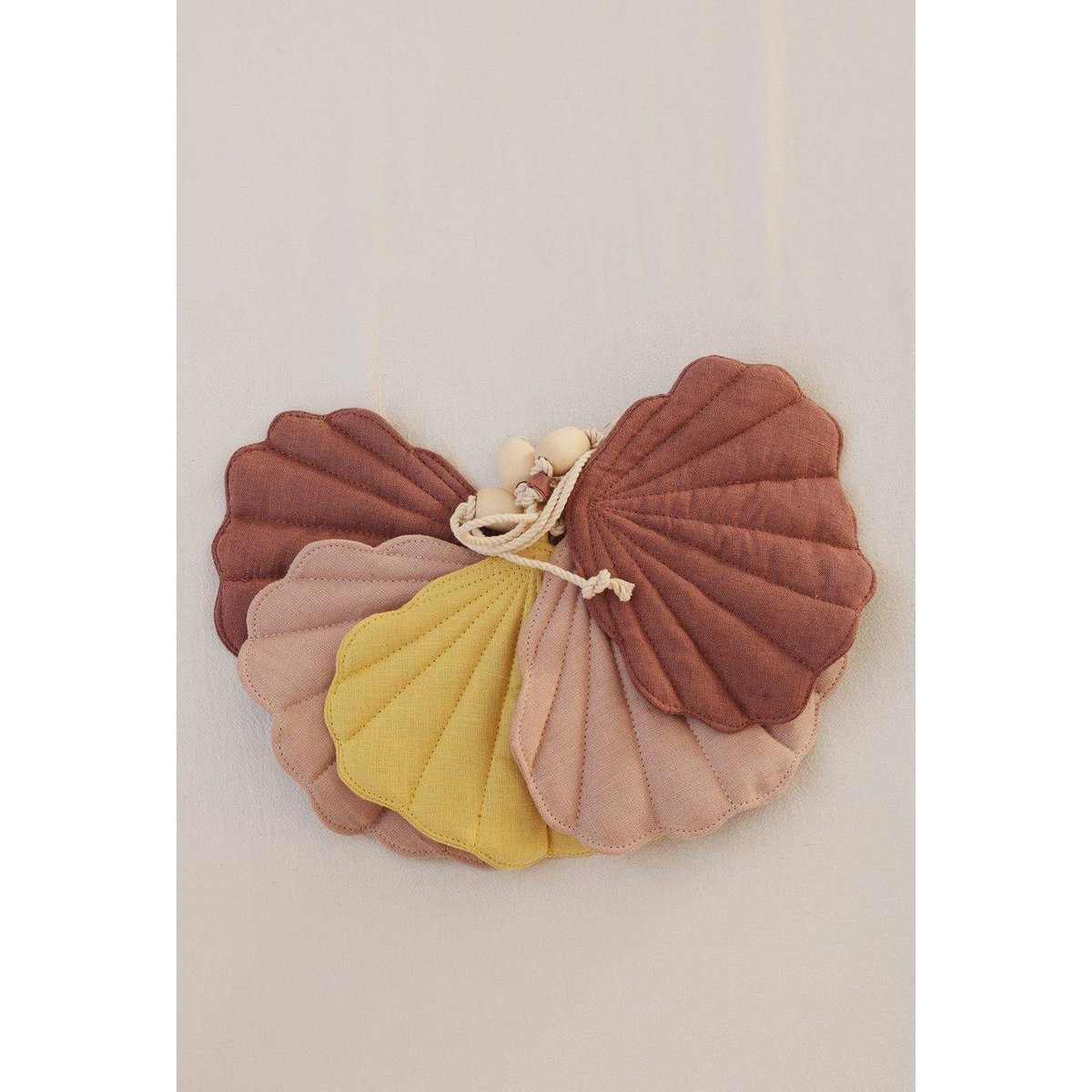 Linnenslinger "Marsala" met schelpen