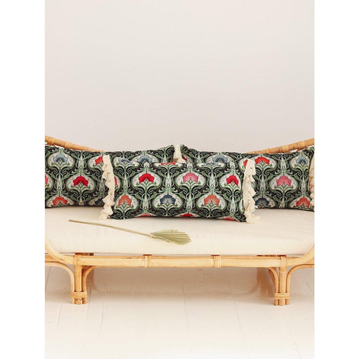"Green medusa" bolster met franje