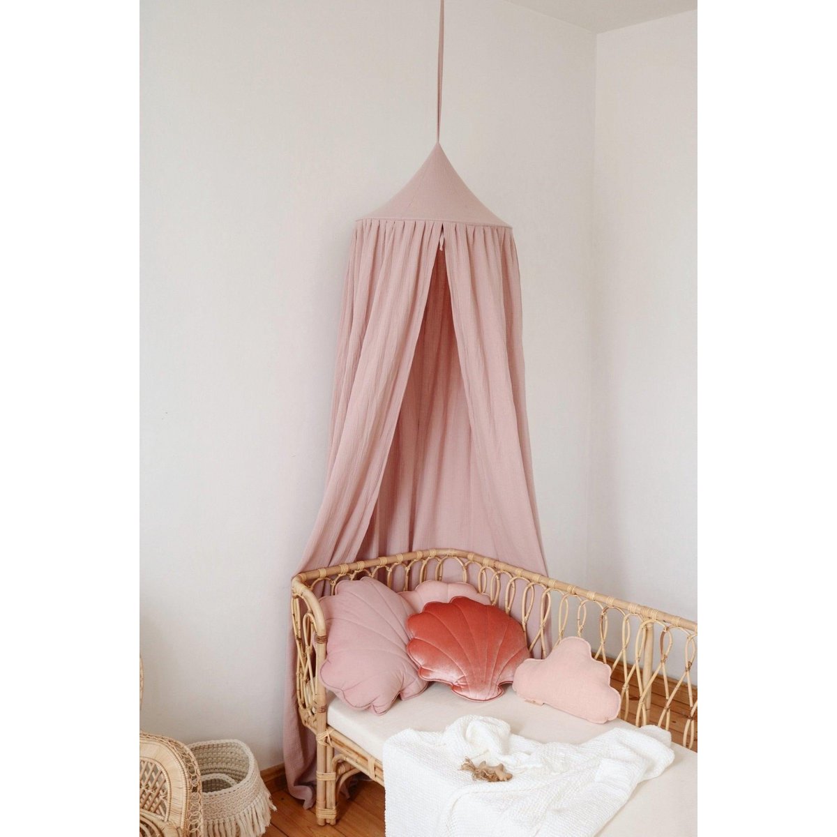 Fluwelen schelpkussen 'Marsala Pearl'
