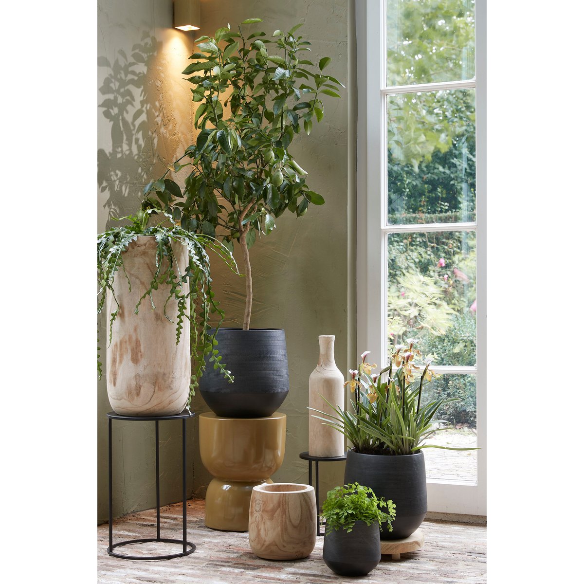 Pia Bloempot - H24 x Ø24 cm - Paulowniahout - Lichtbruin