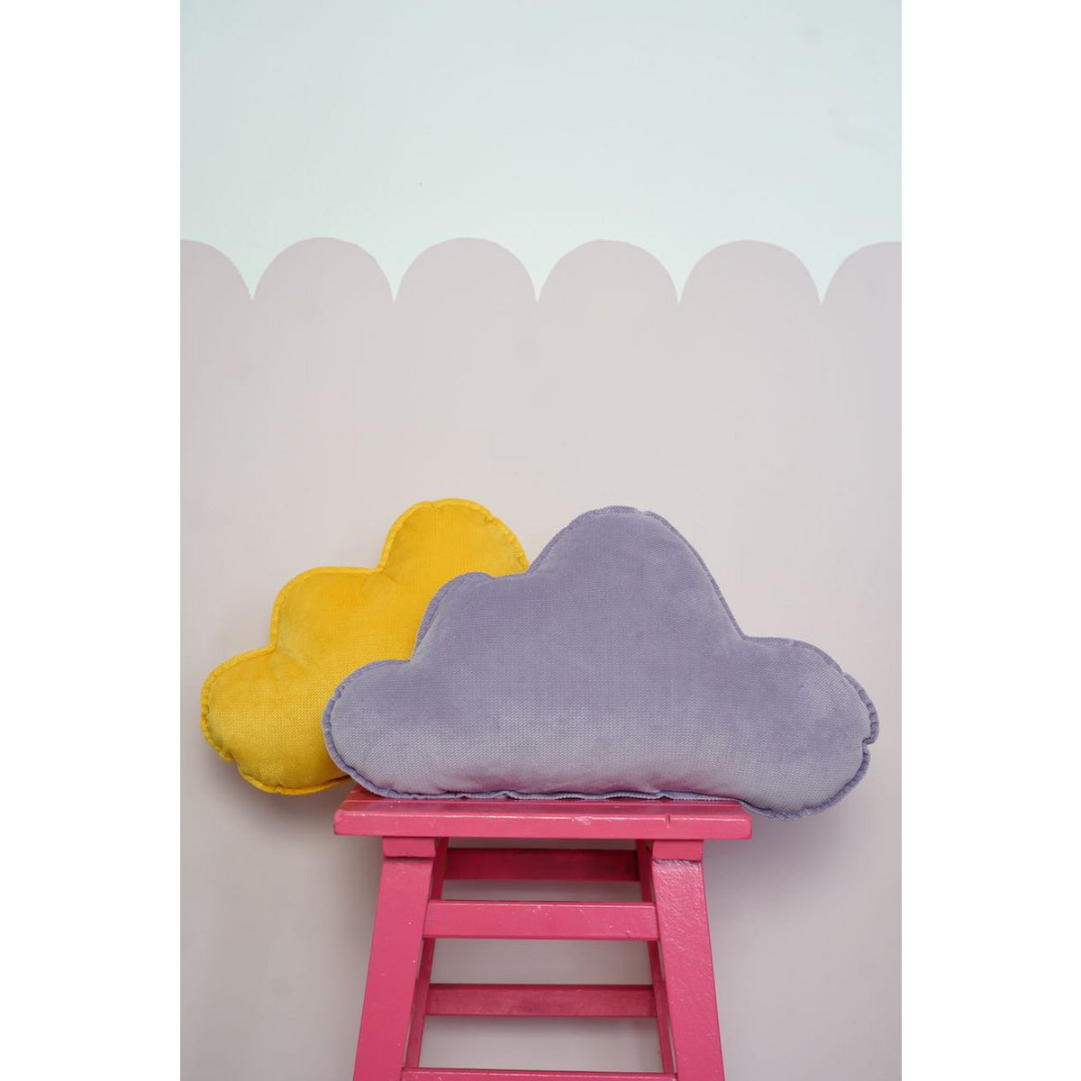 Velvet Wolkenkussen voor babykamer "Paars"