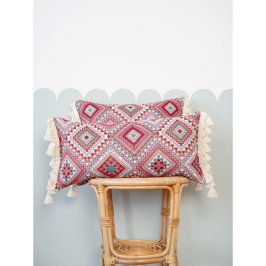 Decoratief kussen in 'roze bohostijl' met franjes