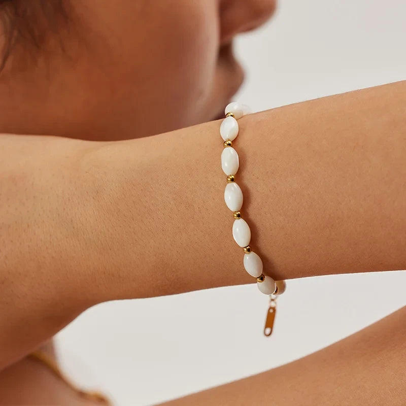 LOUIZ Armband met schelpen parels