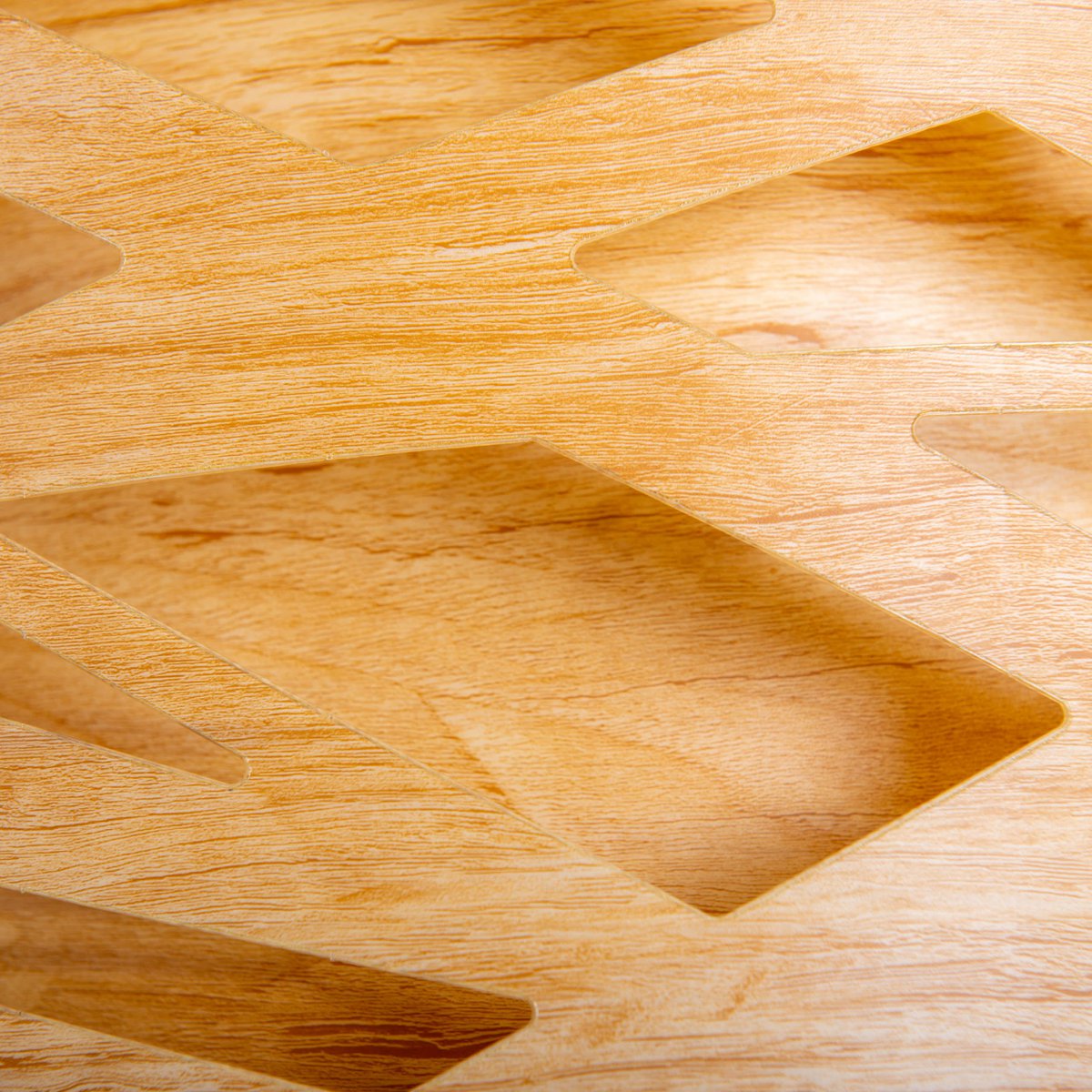 Staande lamp "Finja" gemaakt van natuurlijk gekleurde plastic/holzimitatie, met E27-versieverlichting voor woonkamer, eetkamer of kantoor, 148 cm hoog