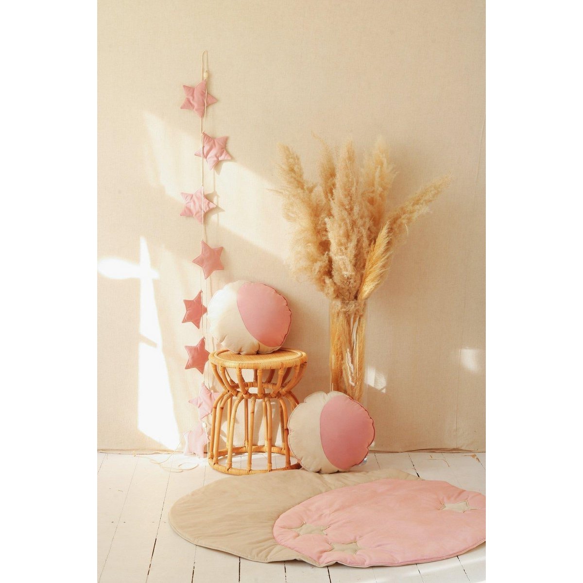 Fluwelen slinger "Soft Pink Dust" met sterren