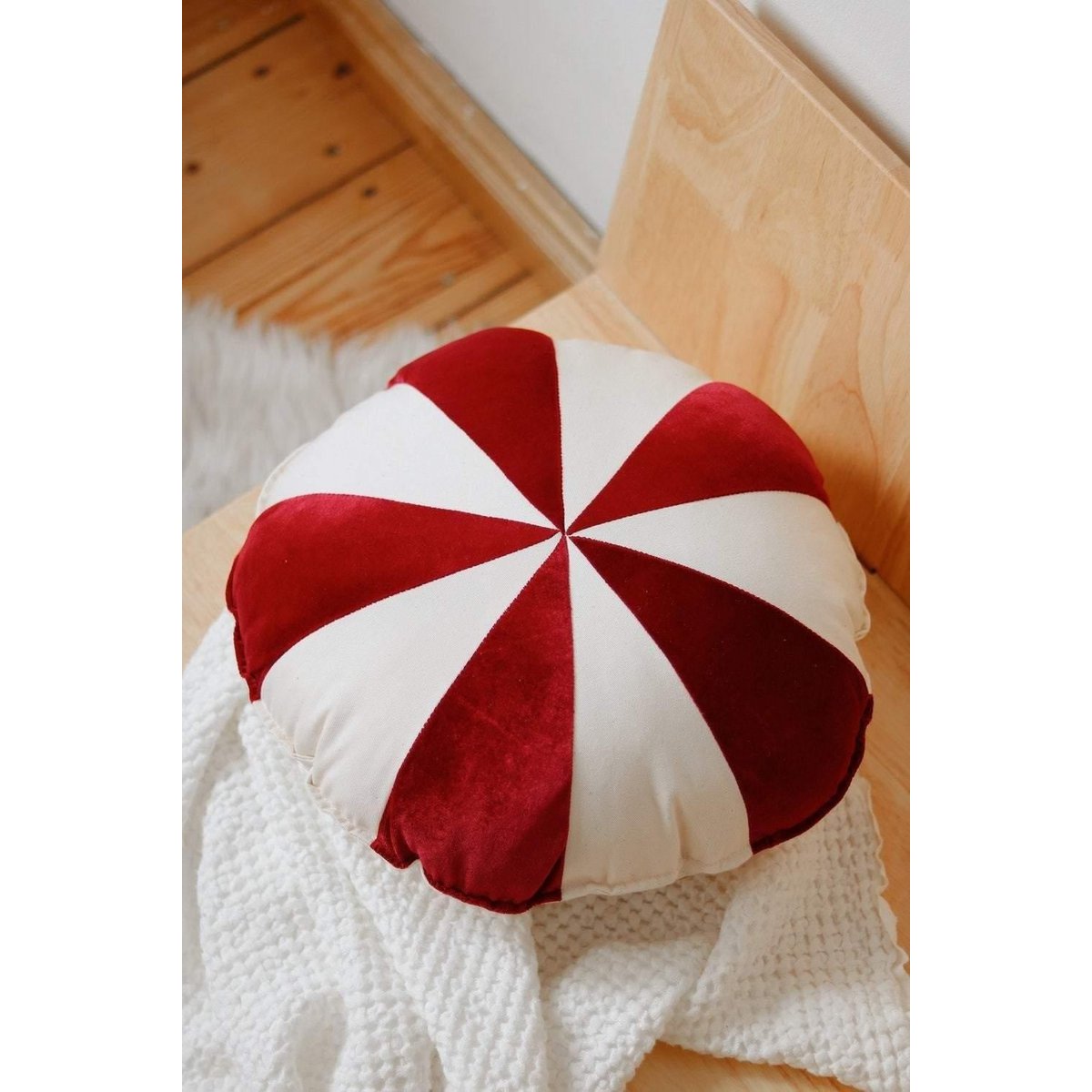 “Red Candy” patchwork kerstkussen, cadeau-idee voor de feestdagen