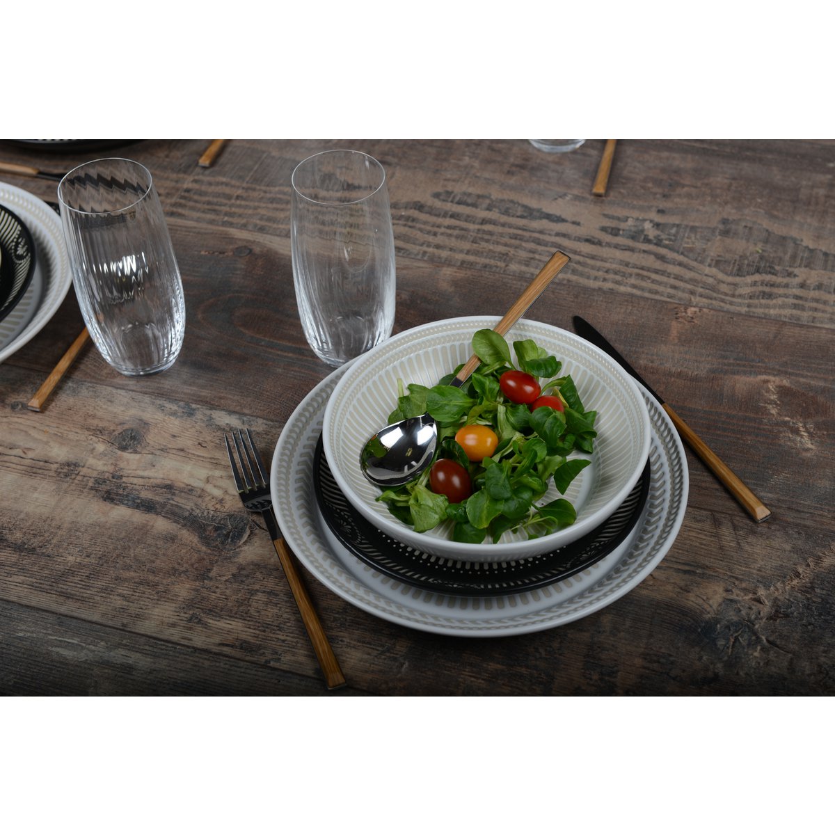 WHITE SOUP PLATE 20CM