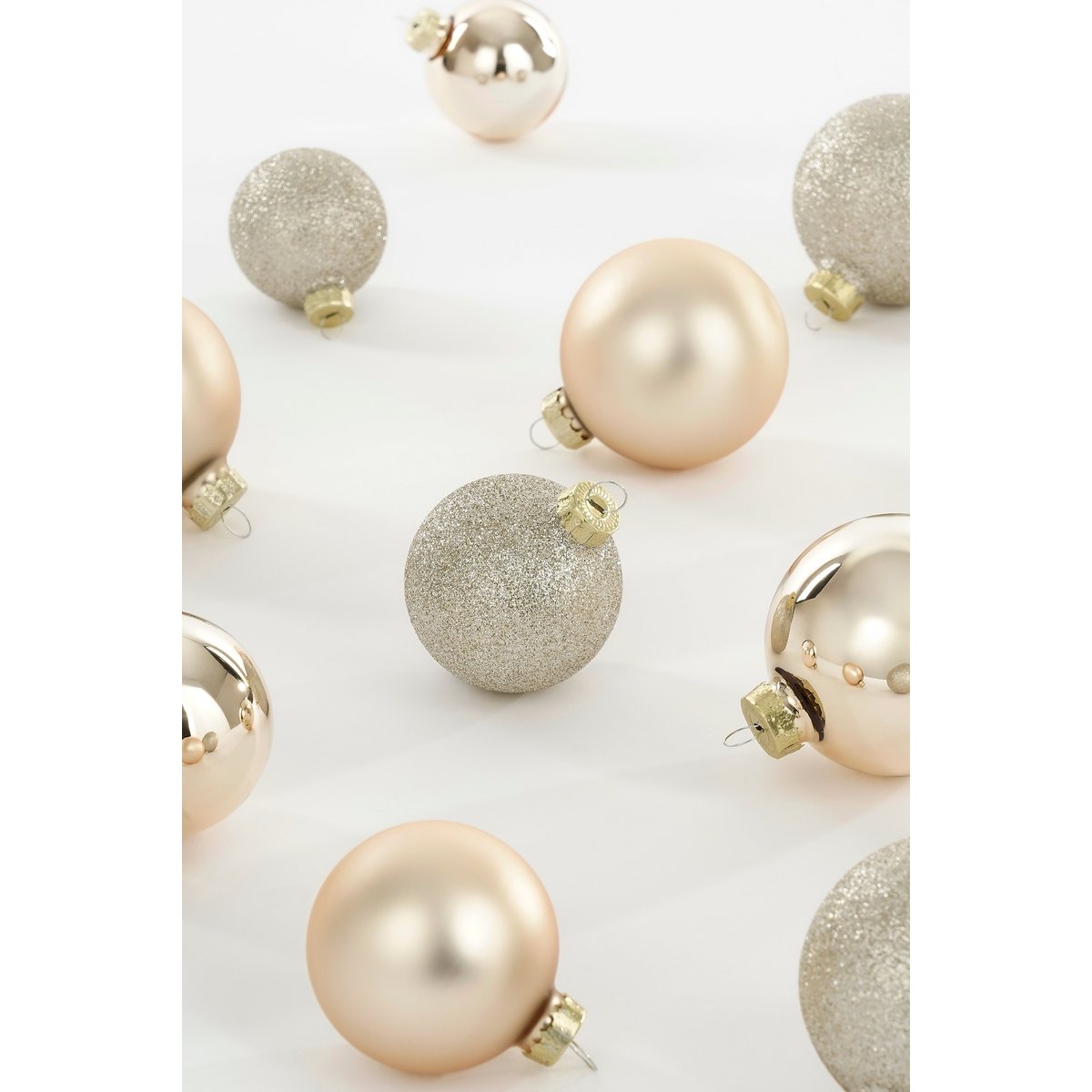 Kerstballen Set - 26 Stuks - Ø7 cm - Glas - Crème