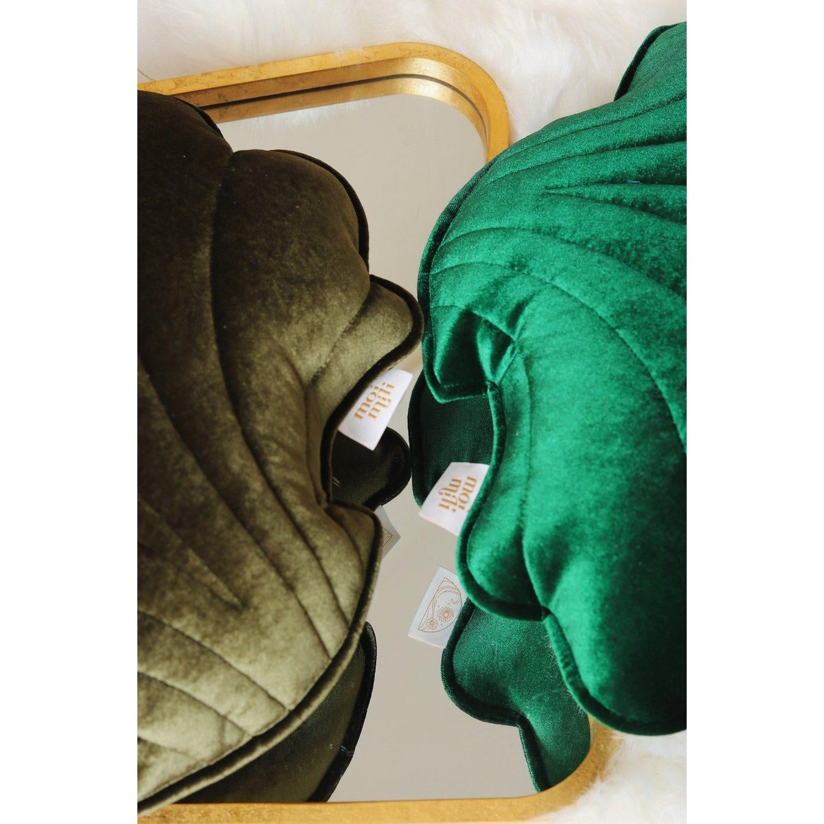 Fluwelen schelpkussen 'Emerald Pearl'