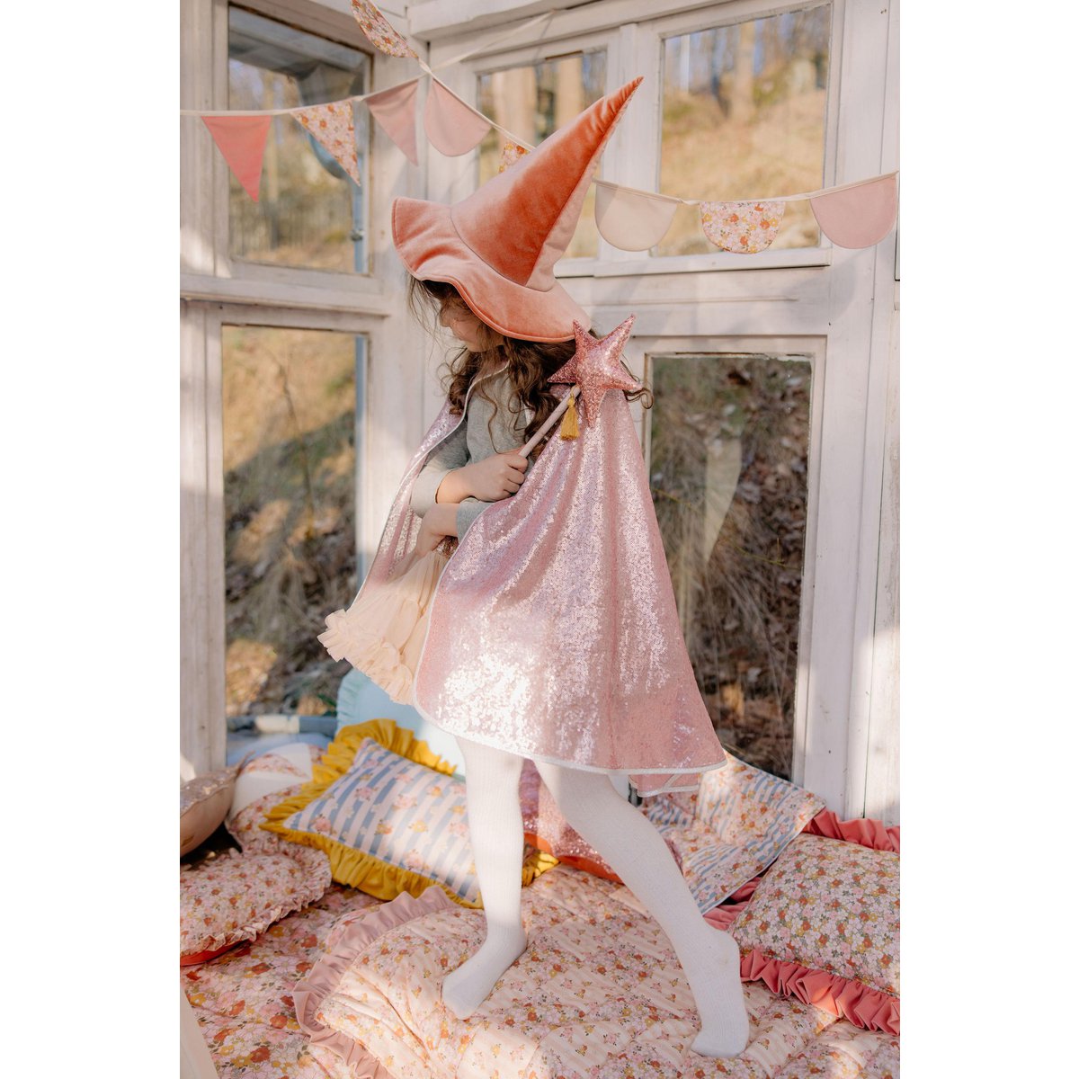 Leer decoratief kussen met franje "roze tuin" bloemen motief voor woonkamer, ruches fluwelen kussen, blush fluwelen kussen, cadeau voor haar