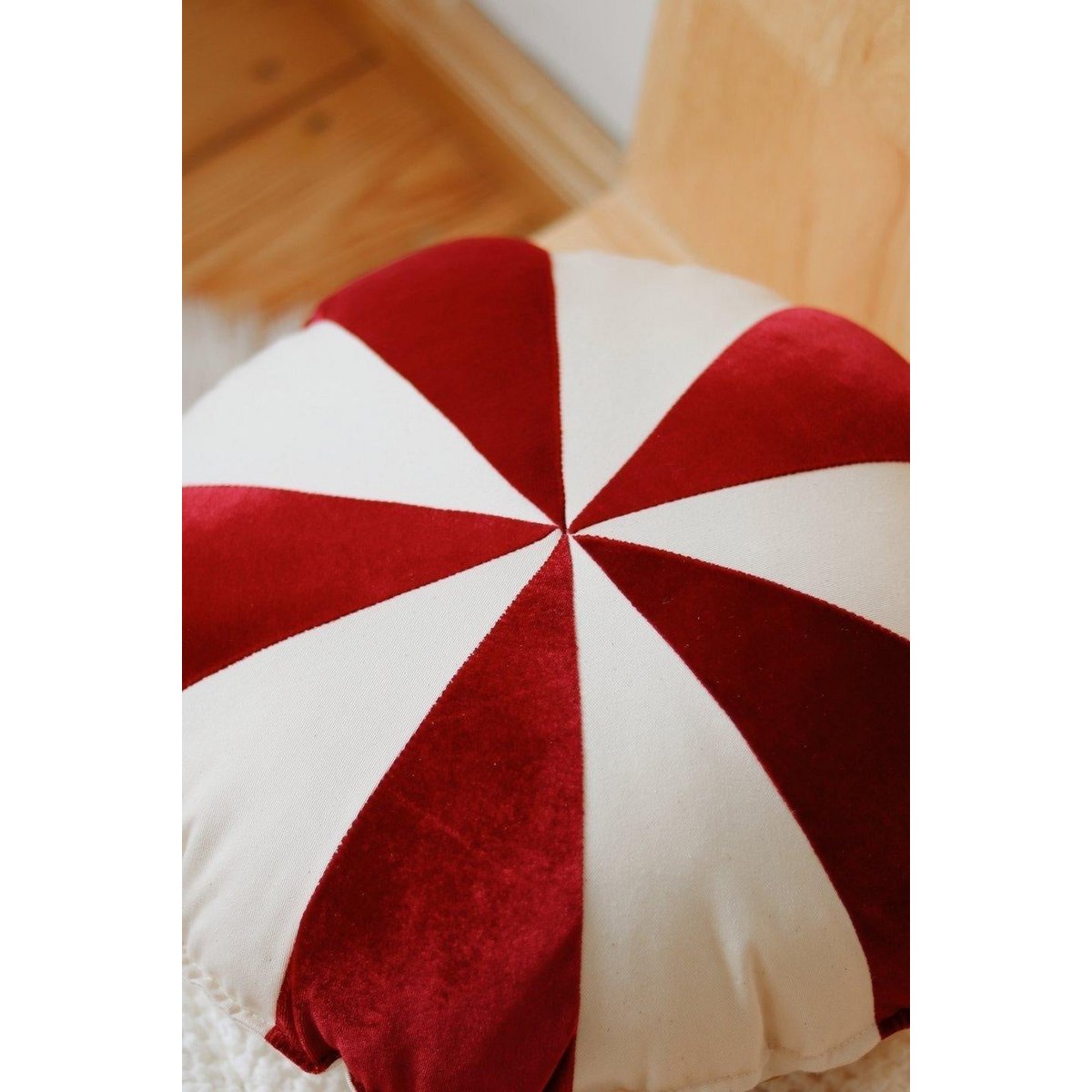 “Red Candy” patchwork kerstkussen, cadeau-idee voor de feestdagen
