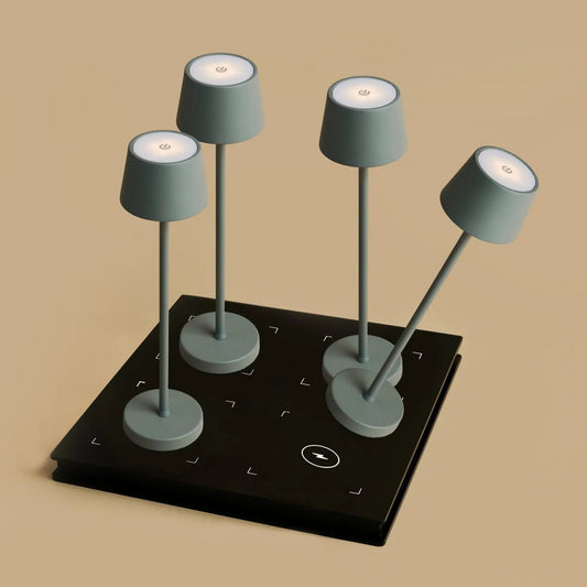 Combi Set Professional – 4 x Vondel Mini Mouse Grey Rechargeable Table Lamps & 1 x Amstel Wireless Charging Station with Q1-Technology – Perfect for Restaurants, Hospitality & Hotels