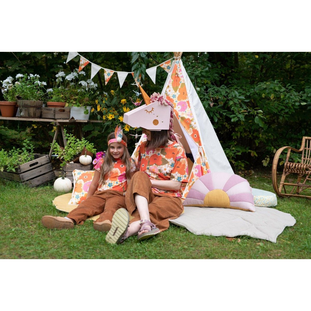 Tipi-tent “Picknick met bloemen”.