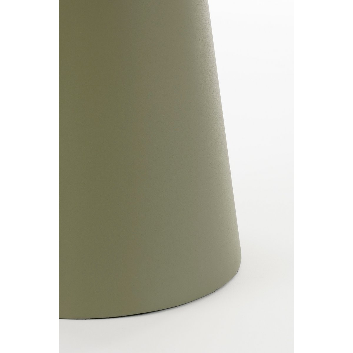 Chiel Bijzettafel - H55 x Ø28 cm - FSC 100% - Metaal - Groen